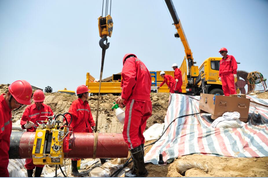 portable pipe cutting machine by hydraulic driven